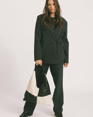 TILTIL Square Bag Black White - Things I Like Things I Love