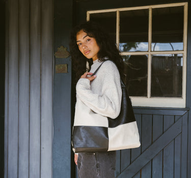 TILTIL Square Bag Black White - Things I Like Things I Love