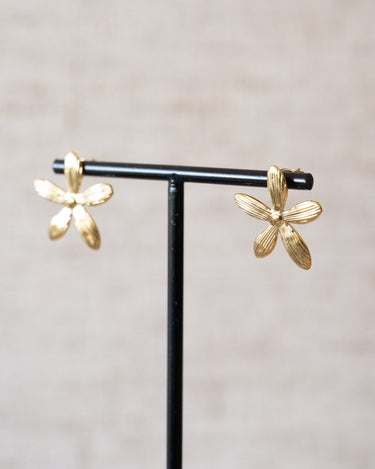 TILTIL Stud Big Flower Gold - Things I Like Things I Love