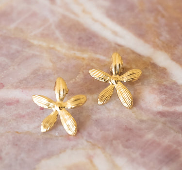 TILTIL Stud Big Flower Gold - Things I Like Things I Love