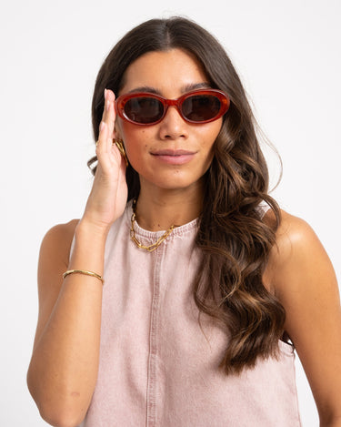 TILTIL Sunglasses Bente Red - Things I Like Things I Love