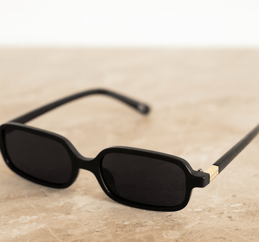 TILTIL Sunglasses Franky Black - Things I Like Things I Love