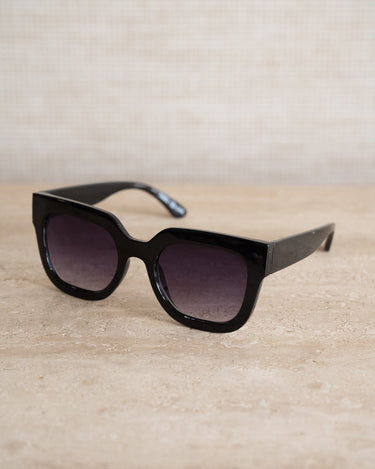 TILTIL Sunglasses Luna Black - Things I Like Things I Love