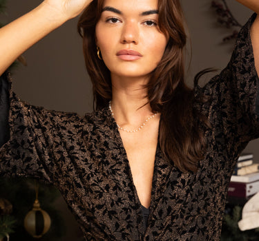 TILTIL Sunny Velvet Floral Brown One Size - Things I Like Things I Love