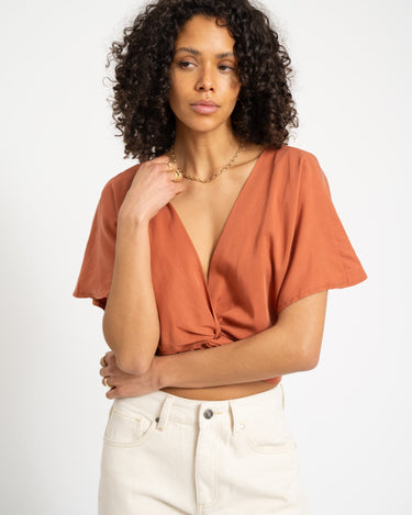 TILTIL Toni Tencel Knotted Top Rust - Things I Like Things I Love