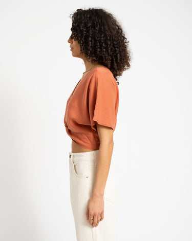TILTIL Toni Tencel Knotted Top Rust - Things I Like Things I Love