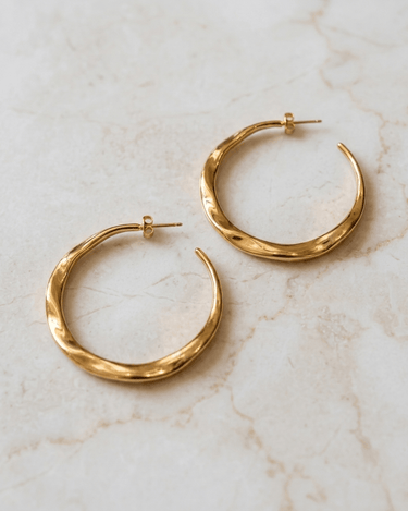 TILTL Set of 2 Earrings Audrey Wavy Gold - Things I Like Things I Love