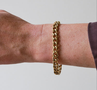 Timeless Embrace Bracelet Gold - Things I Like Things I Love
