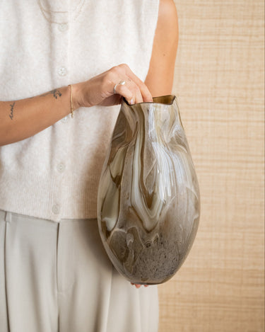 Vase Glass Jorien Taupe - Things I Like Things I Love