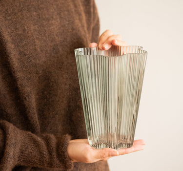 Vase Sia Glass Green - Things I Like Things I Love