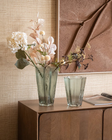 Vase Sia Glass Green - Things I Like Things I Love