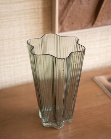 Vase Sia Glass Green - Things I Like Things I Love