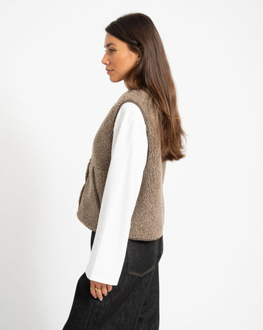 Vera Teddy Vest Bungee Cord Melange - Things I Like Things I Love