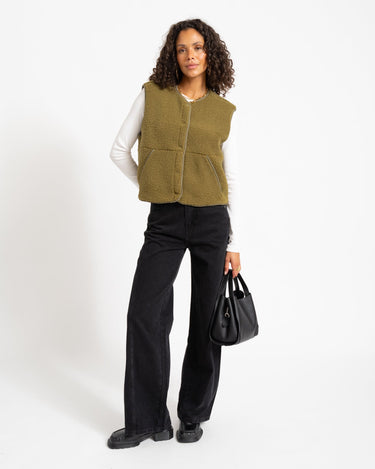 Vera Teddy Vest Nutria - Things I Like Things I Love