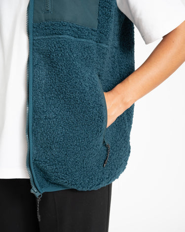 Vest Petrol - Things I Like Things I Love