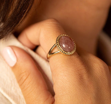 Vintage Ring Berry Quartz Gold - Things I Like Things I Love