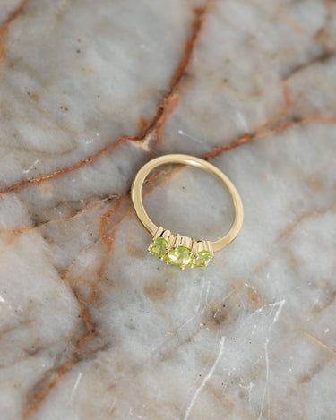 Vintage Triplet Peridot Ring Gold - Things I Like Things I Love