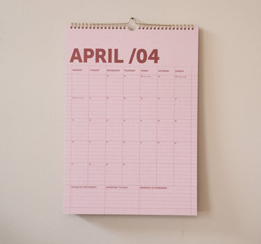 Wall Calendar / Planner Circle Red - Things I Like Things I Love