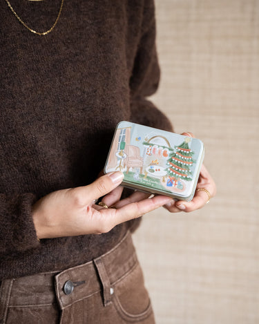 XMAS Candle Tin Persimmon & Chestnut - Things I Like Things I Love