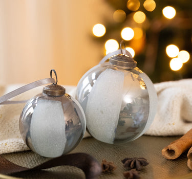 XMAS Glass Ball Silver Small - Things I Like Things I Love