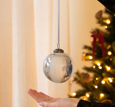 XMAS Glass Ball Silver Striped - Things I Like Things I Love