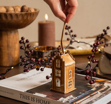 XMAS Ornament Hanging House - Things I Like Things I Love