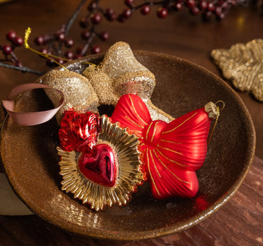 XMAS Ornament Sacred Heart - Things I Like Things I Love