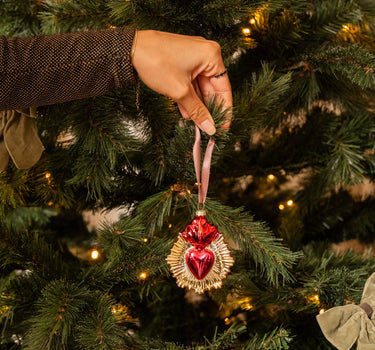 XMAS Ornament Sacred Heart - Things I Like Things I Love