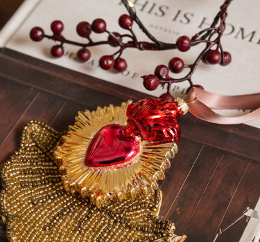 XMAS Ornament Sacred Heart - Things I Like Things I Love