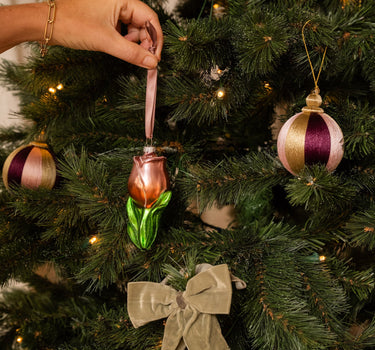 XMAS Ornament Tulip - Things I Like Things I Love