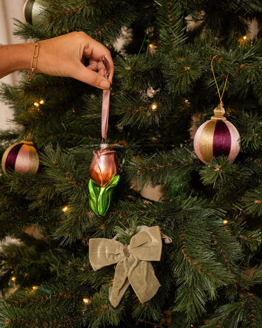 XMAS Ornament Tulip - Things I Like Things I Love
