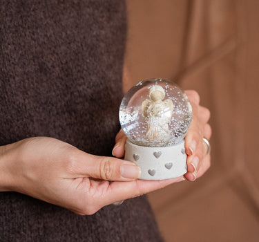 XMAS Snow Globe Angel - Things I Like Things I Love