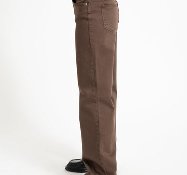 Yolanda Straight Jeans Colored Chocolate Bruin - Things I Like Things I Love