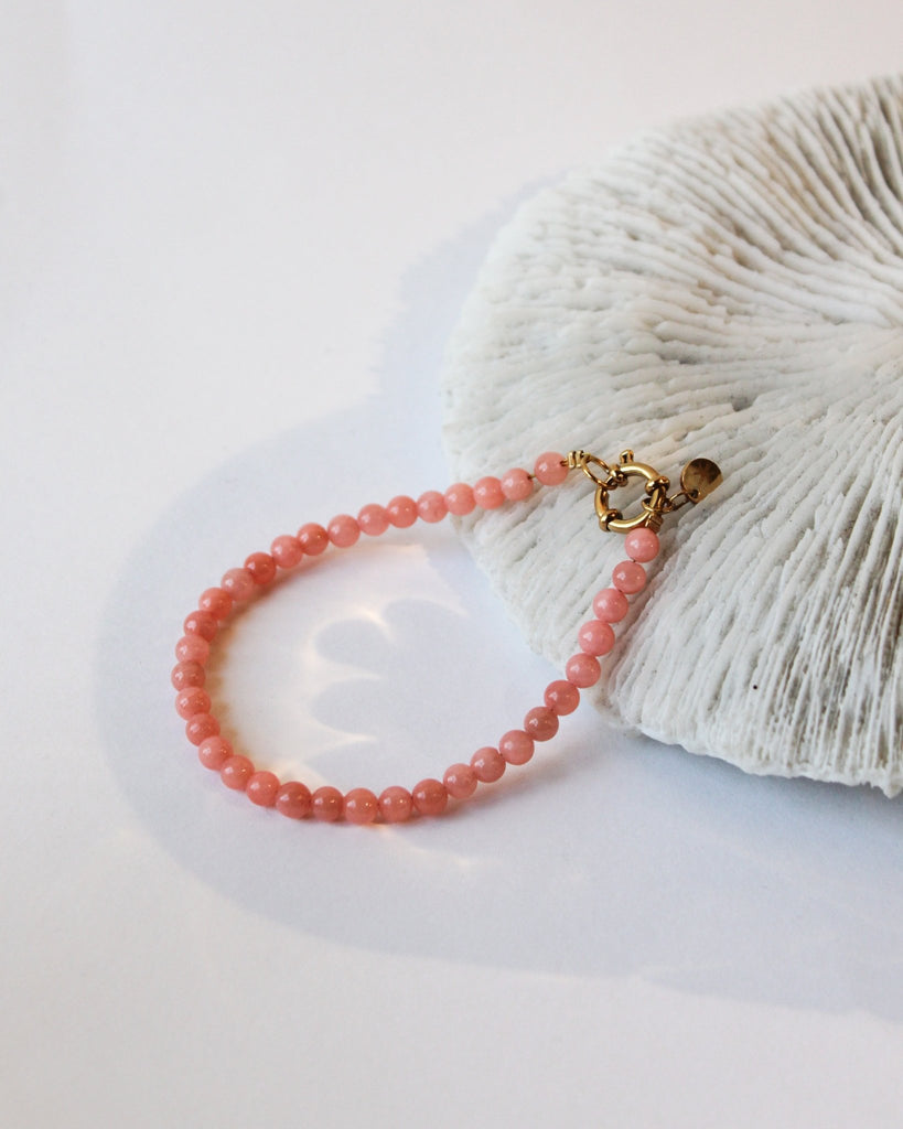 Bracelet Pastel Pink Beads Gold - Things I Like Things I Love