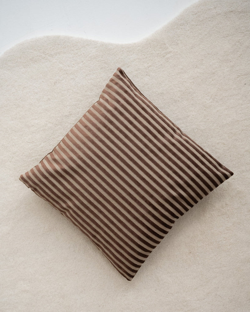 Cushion Perth Beige/Brown - Things I Like Things I Love
