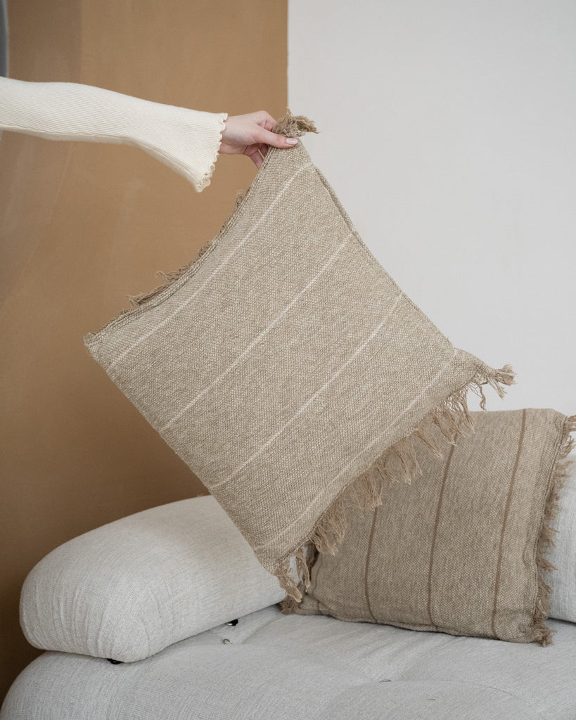 Cushion Pluto White - Things I Like Things I Love