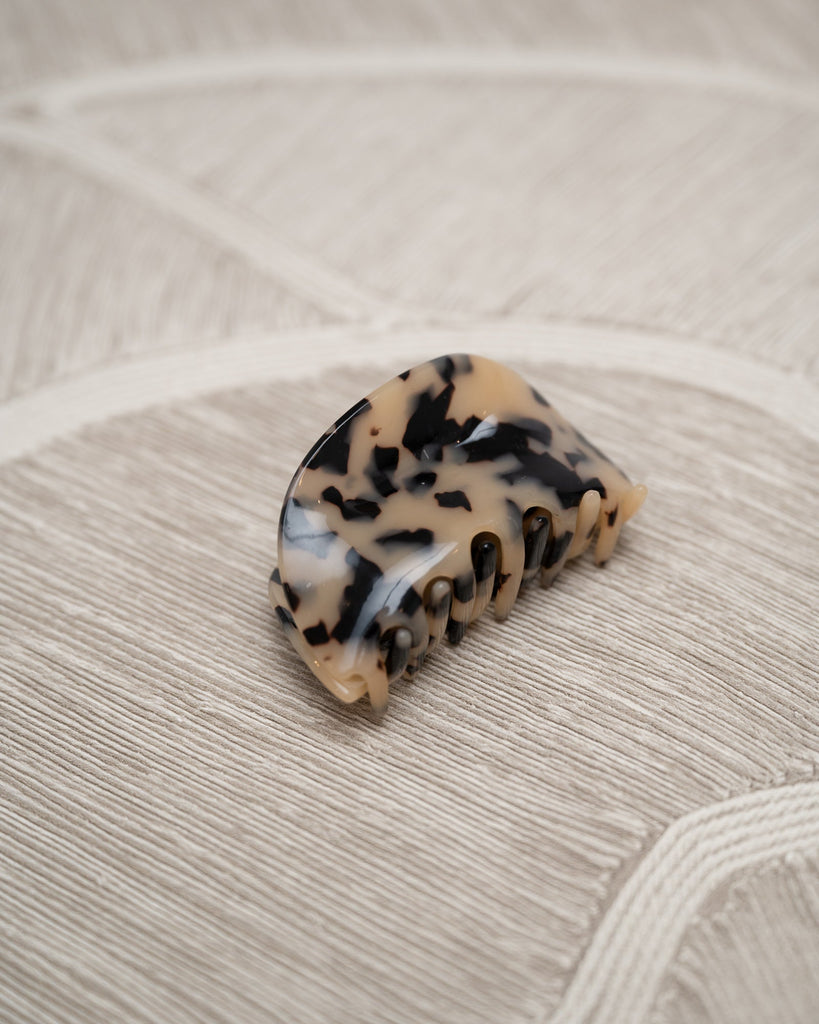 Hair Claw Clip Abstract Spotted Beige - Things I Like Things I Love