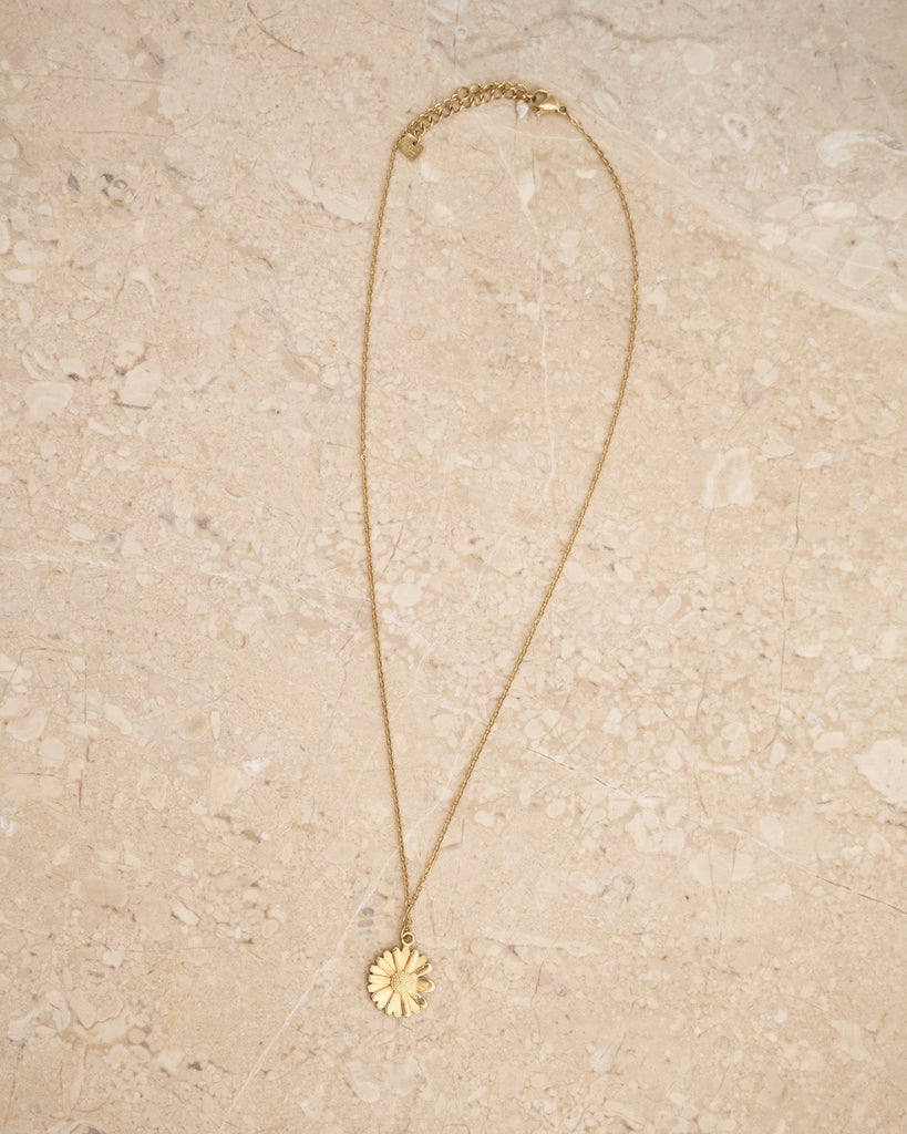 Necklace Gold Sassy Sunflower - Things I Like Things I Love