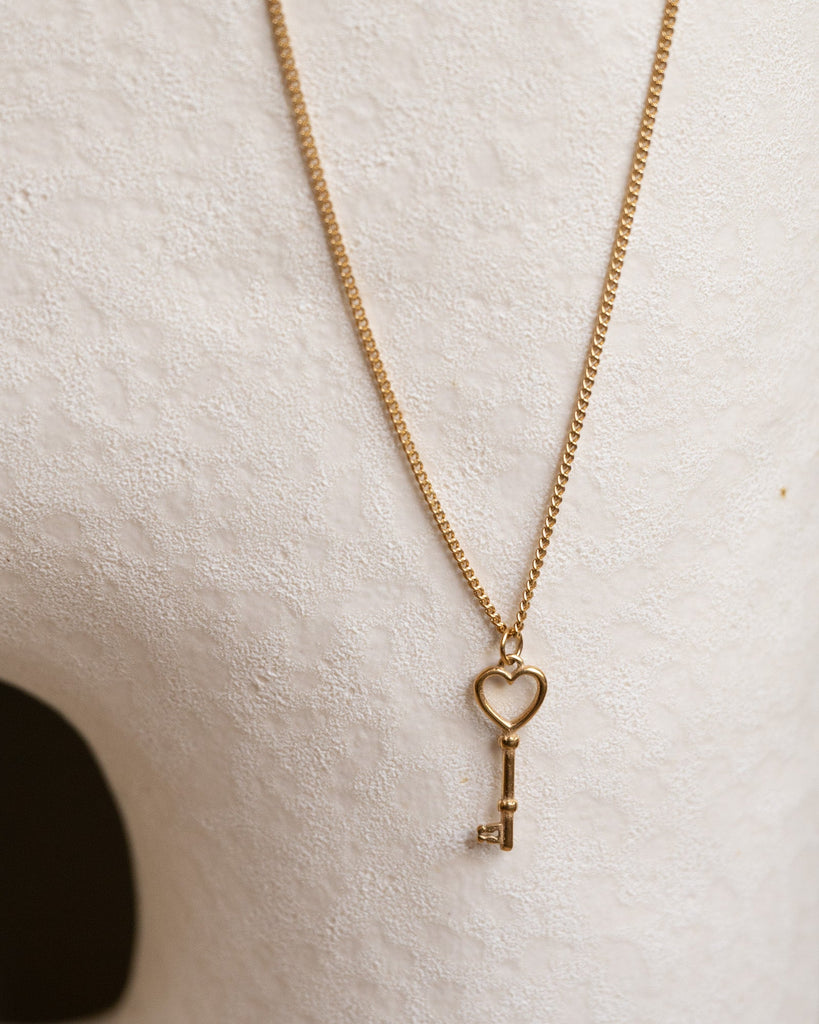 Necklace Key to my Heart Gold - Things I Like Things I Love