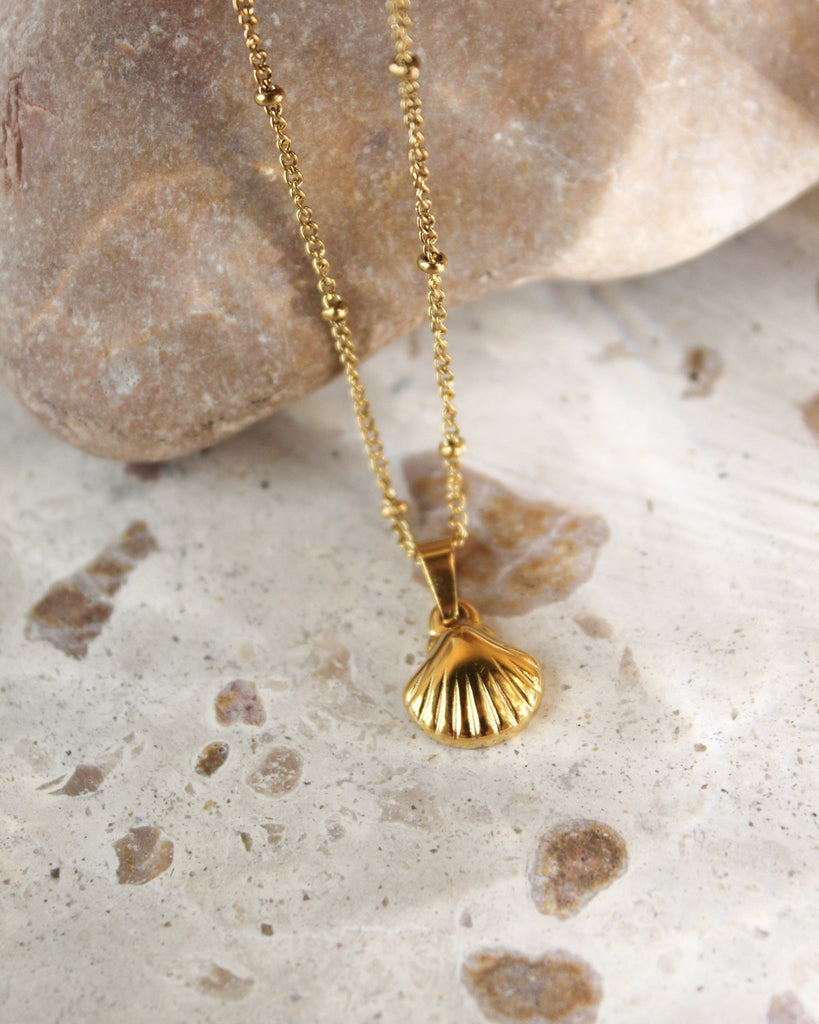 Necklace We Shell Sea Gold - Things I Like Things I Love