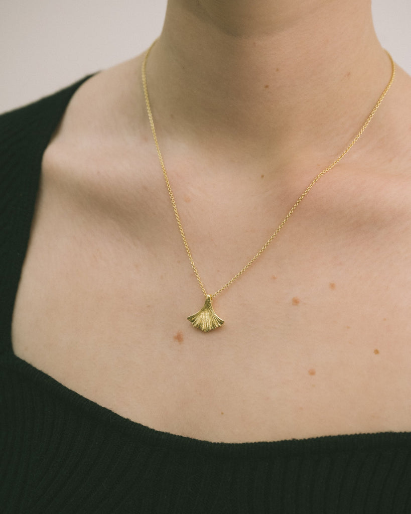 Necklace with Pendant Ginko Gold - Things I Like Things I Love