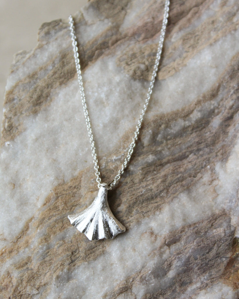 Necklace with Pendant Ginko Silver - Things I Like Things I Love