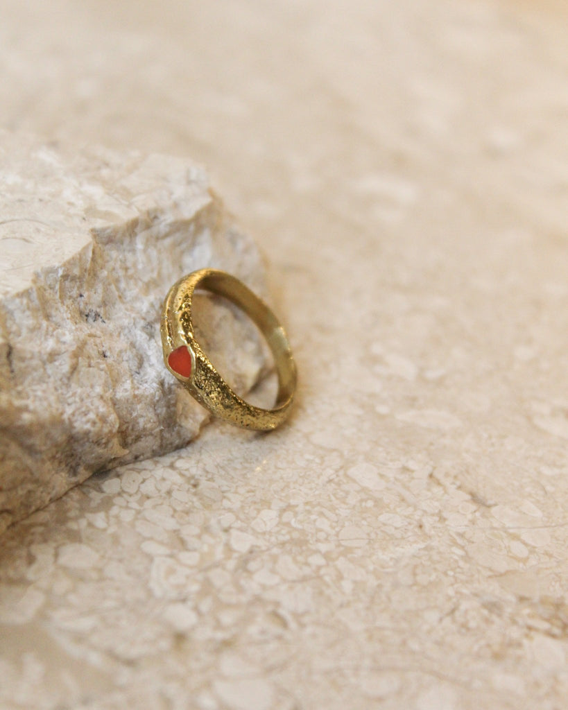Ring Red Resin Heart Gold - Things I Like Things I Love