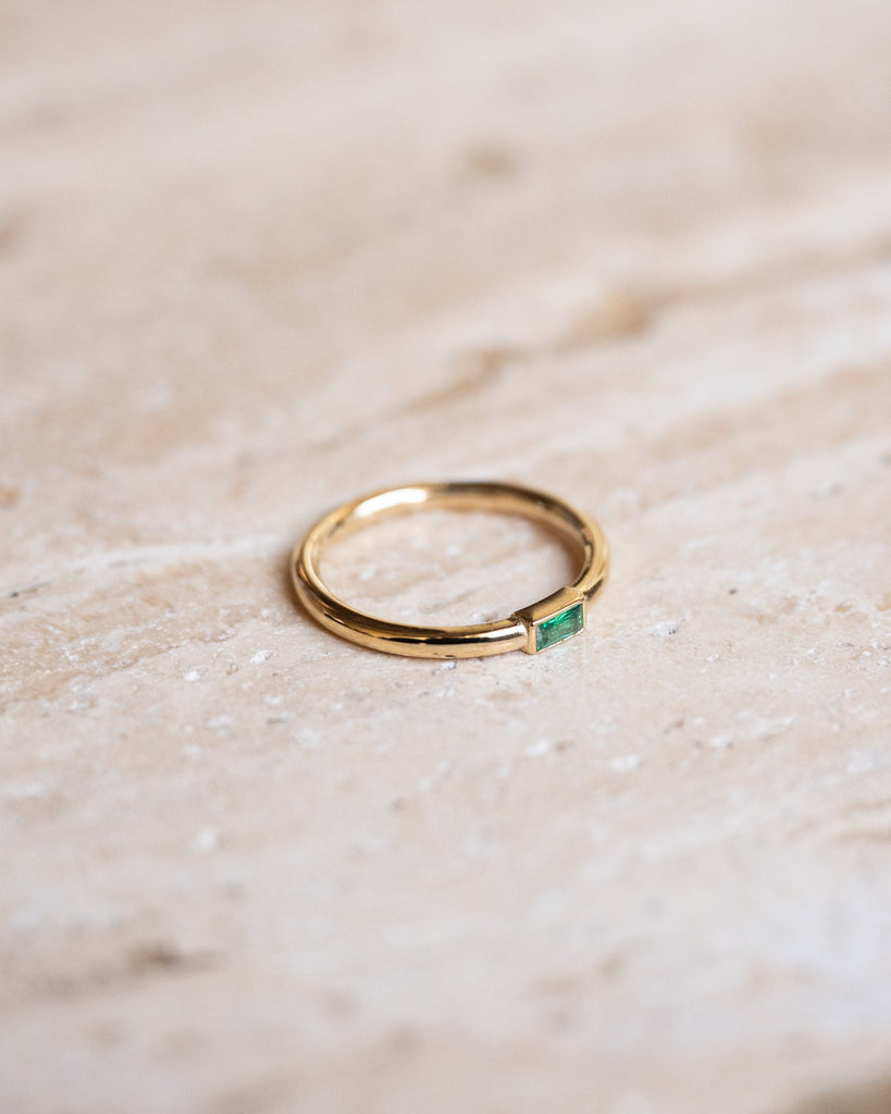Ring Small Green Glass Stone Gold - Things I Like Things I Love