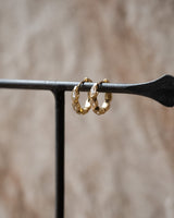 Single Hoop Goldplated Zircon Ivory
