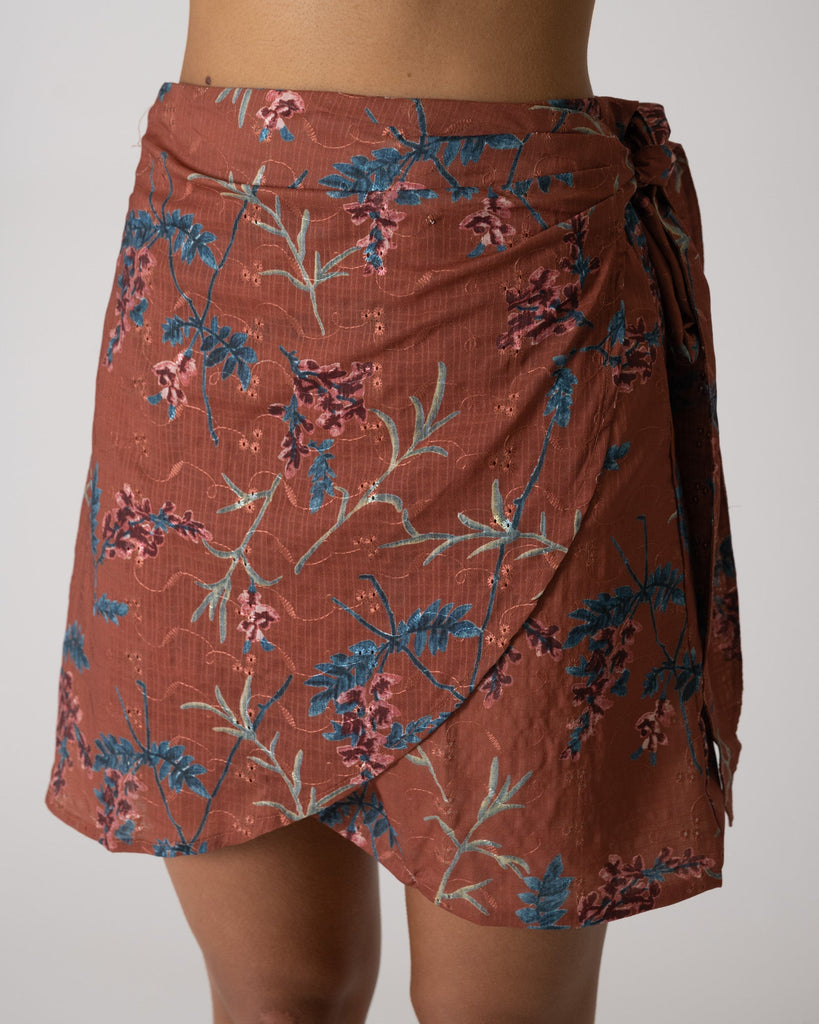 TILTIL Celine Wrap Skirt Brick Flower One Size - Things I Like Things I Love