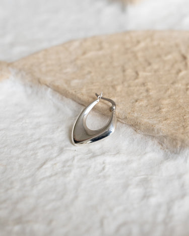TILTIL Emily Flat Hoop Silver - Things I Like Things I Love