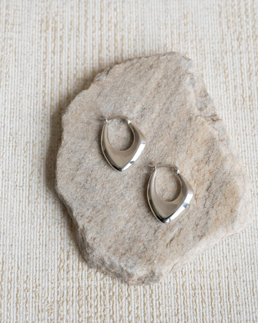 TILTIL Emily Flat Hoop Silver - Things I Like Things I Love