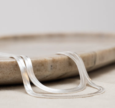 TILTIL Sisi Flat Snake Necklace Silver - Things I Like Things I Love