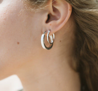 TILTIL Square Chunky Hoop Silver 25MM - Things I Like Things I Love